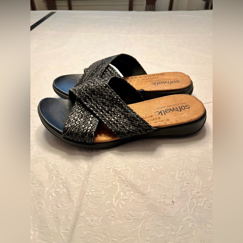 SoftWalk Women's Charcoal Woven Sandals - Picture 3 of 5